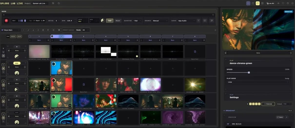 A visual playing in the Tokyo Main deck and appearing in the Splode Lab Live Monitor.
